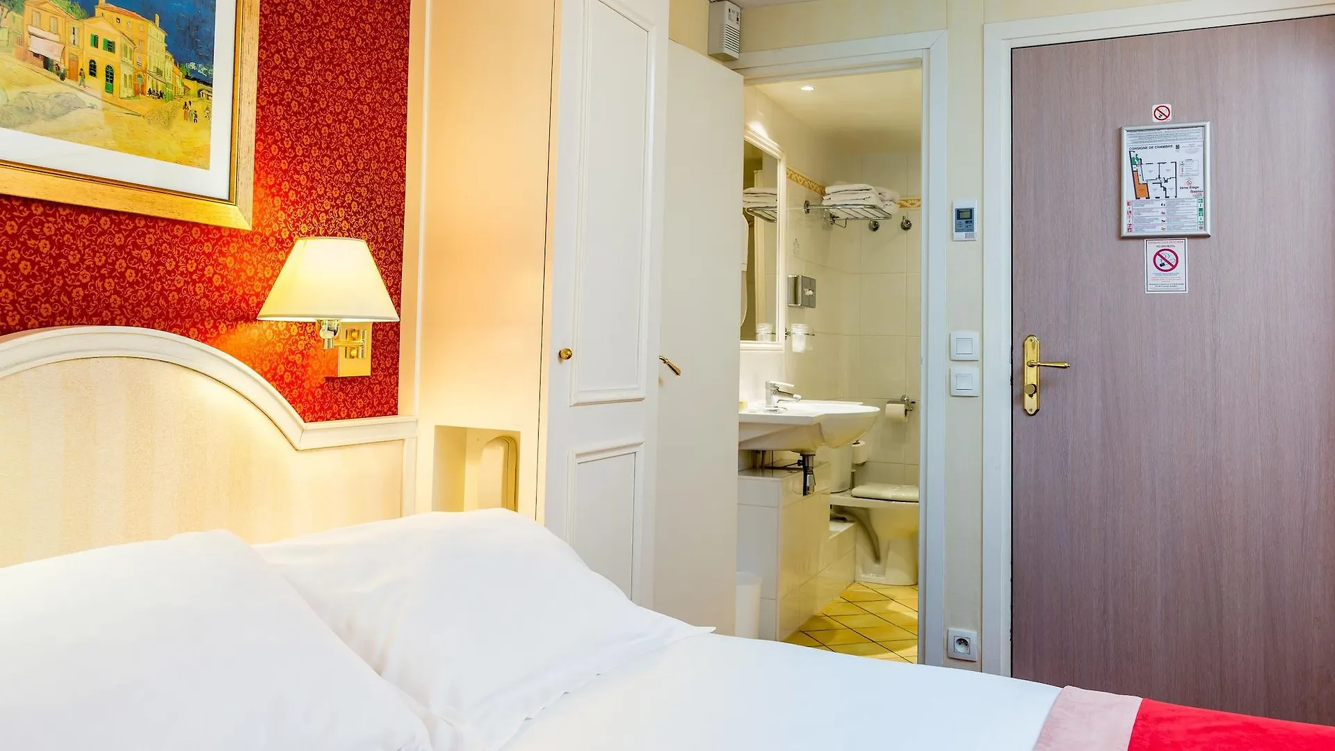Austin's Arts Et Metiers Hotel 3*