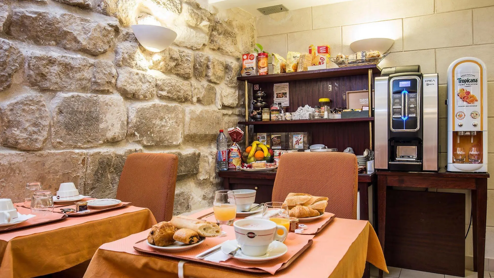 Hotel Austin's Arts Et Metiers 3*
